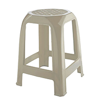 Пластиковые табуреты