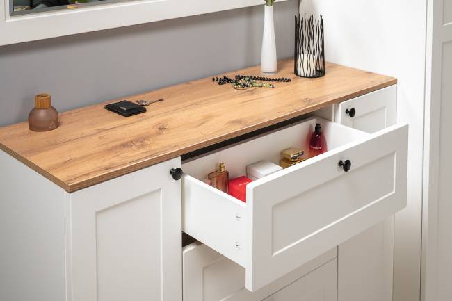 Комод четыре ящика и две дверки и вешалка для одежды Остин цвет белый шагрень/дуб крафт золотой