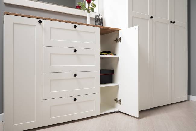 Два больших комода Остин цвет белый шагрень/серый графит/дуб крафт золотой