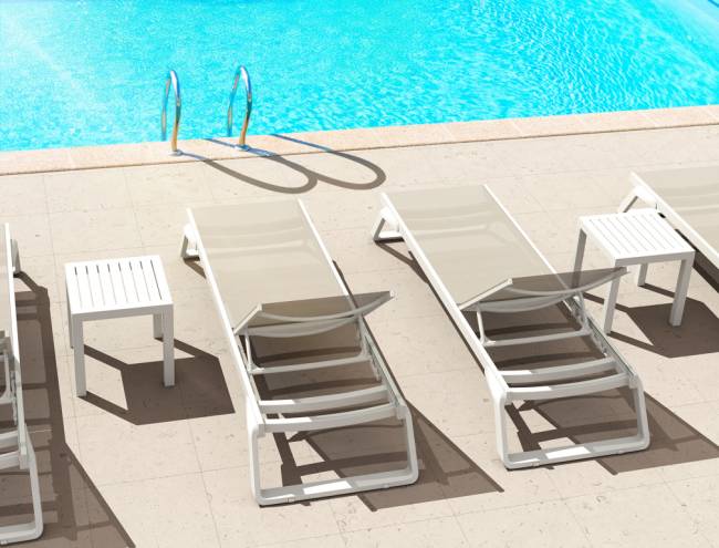 Шезлонг-лежак металлический Tropic белый, бежевый 2100х720х310 мм Шезлонг-лежак металлический Tropic белый, бежевый 2100х720х310 мм