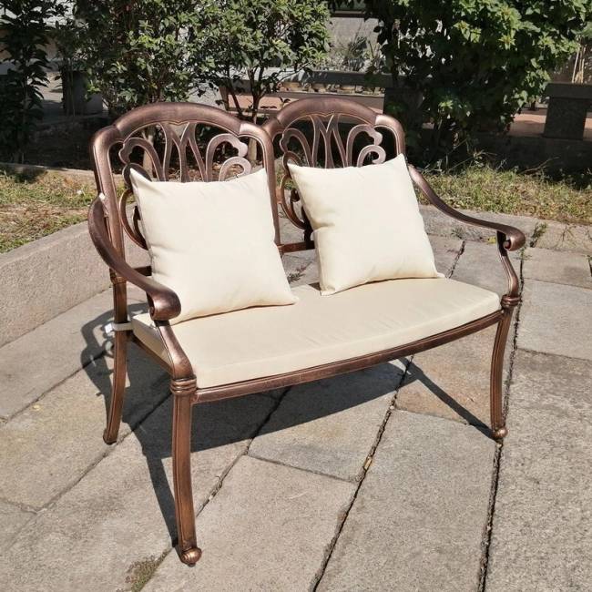 Комплект из литого алюминия Valencia Комплект из литого алюминия Valencia